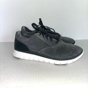 Vionic Taylor‎ Casual Sneaker Gray Suede Leather Lace Up Comfort Women’s 8 Wide
